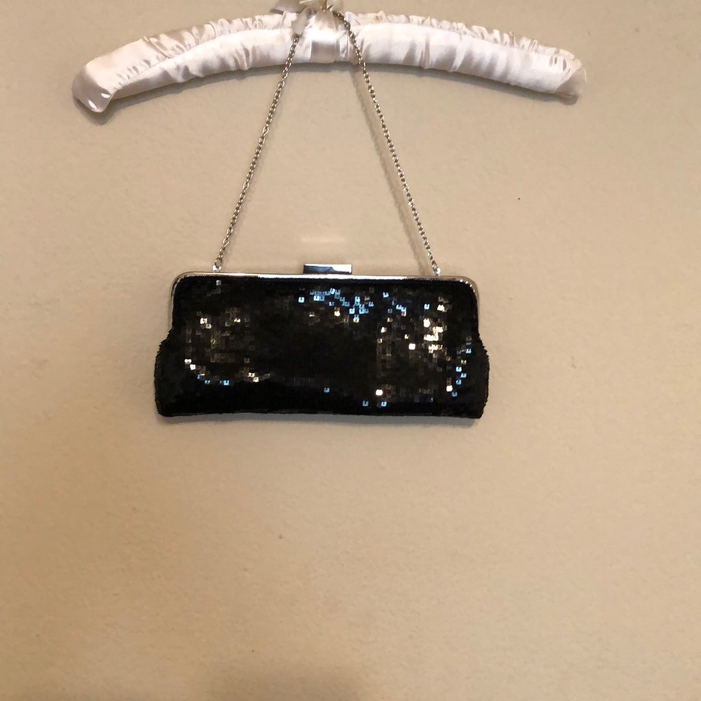🔥BCBG MAXAZRIA CLUTCH🔥
